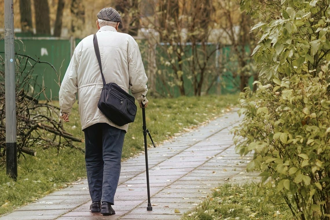 Świadczenia honorowe dla 100 latków. W kujawsko-pomorskim pobiera je 220 osób