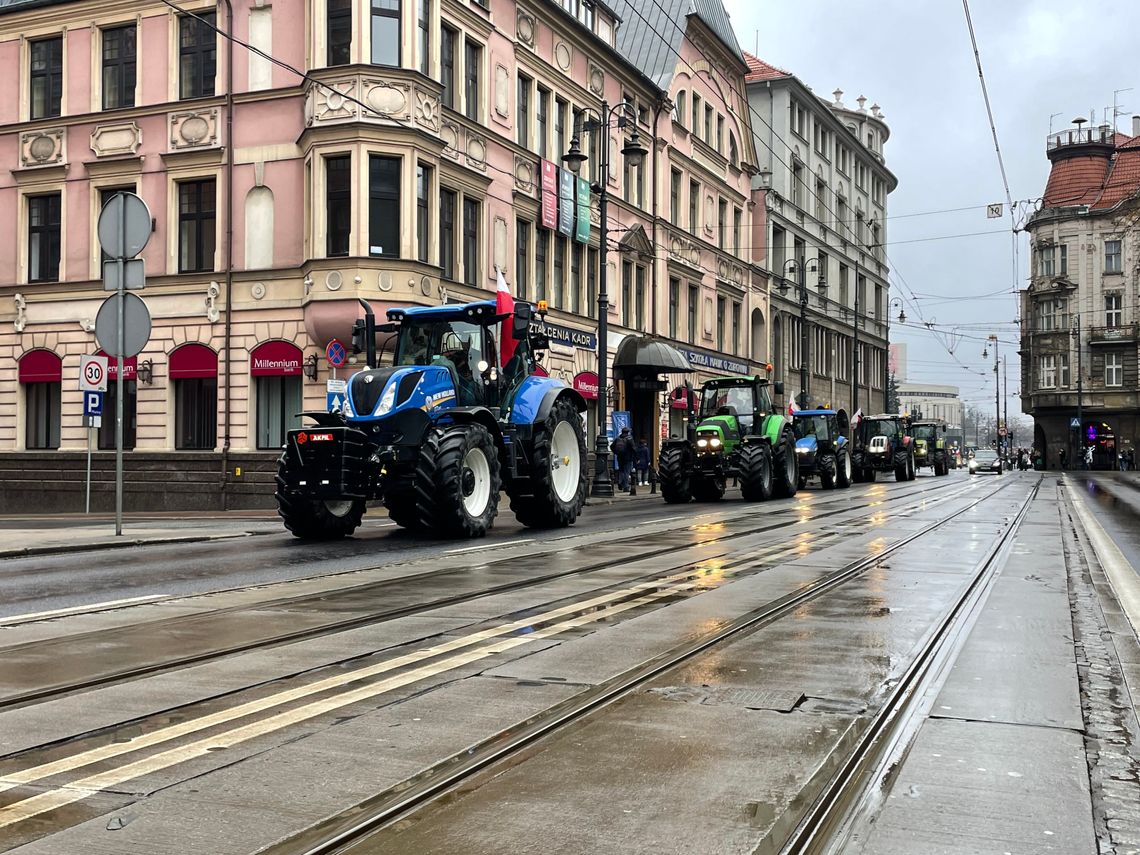 Utrudnienia w ruchu na ulicach Bydgoszczy w związku z protestem rolników