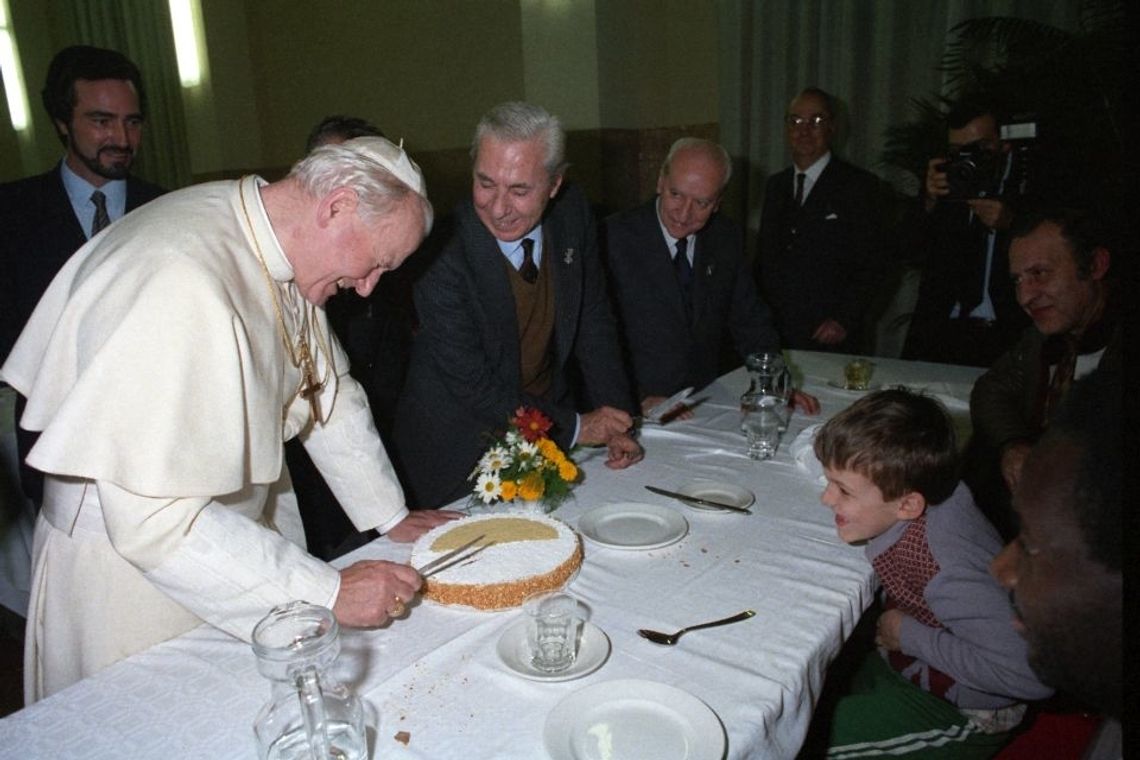 WIATRAK zaprasza: 99. Urodziny św. Jana Pawła II 