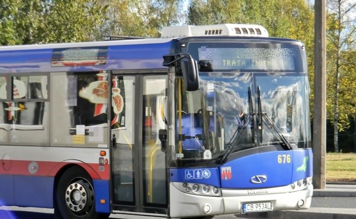 Wracają szkolne rozkłady jazdy. Będą też zmiany na trasie linii nr 64