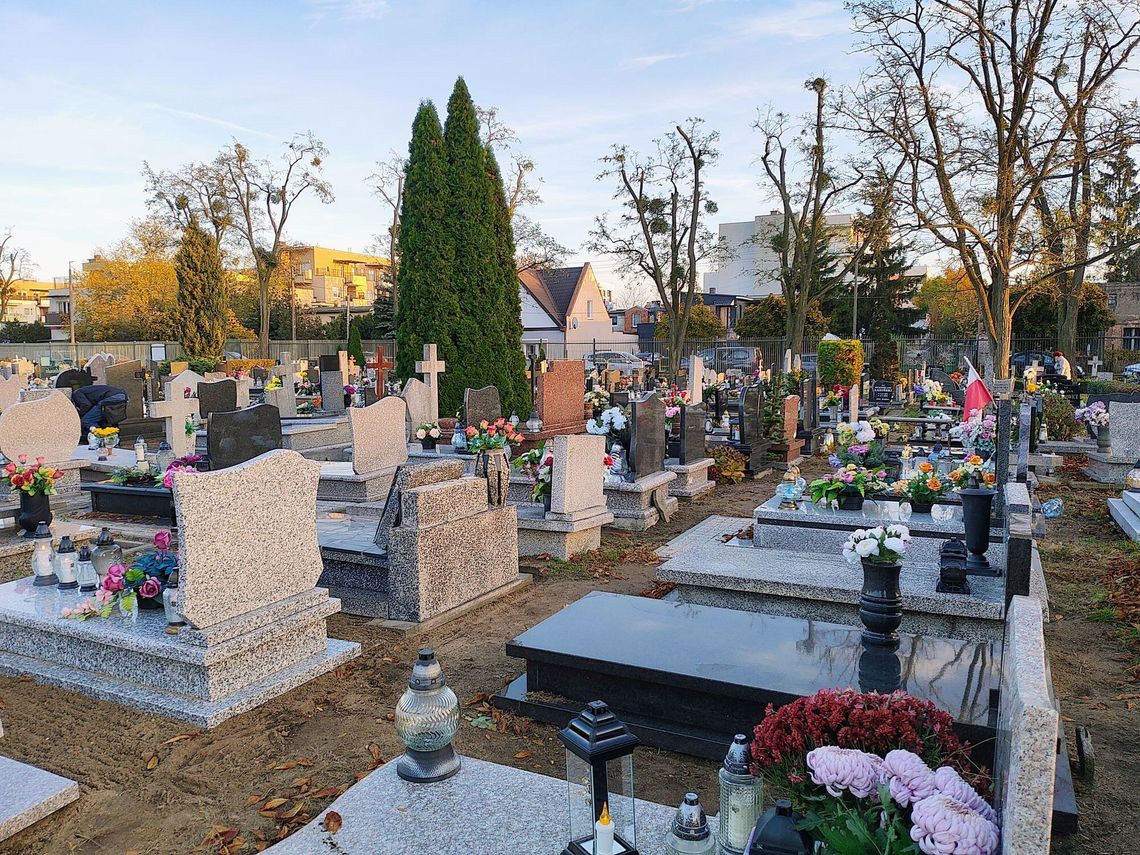 Wszystkich Świętych w Bydgoszczy: Zmiany w ruchu i bezpłatna komunikacja 1 listopada Wszystkich Świętych w Bydgoszczy: Zmiany w ruchu i bezpłatna komunikacja 1 listopada