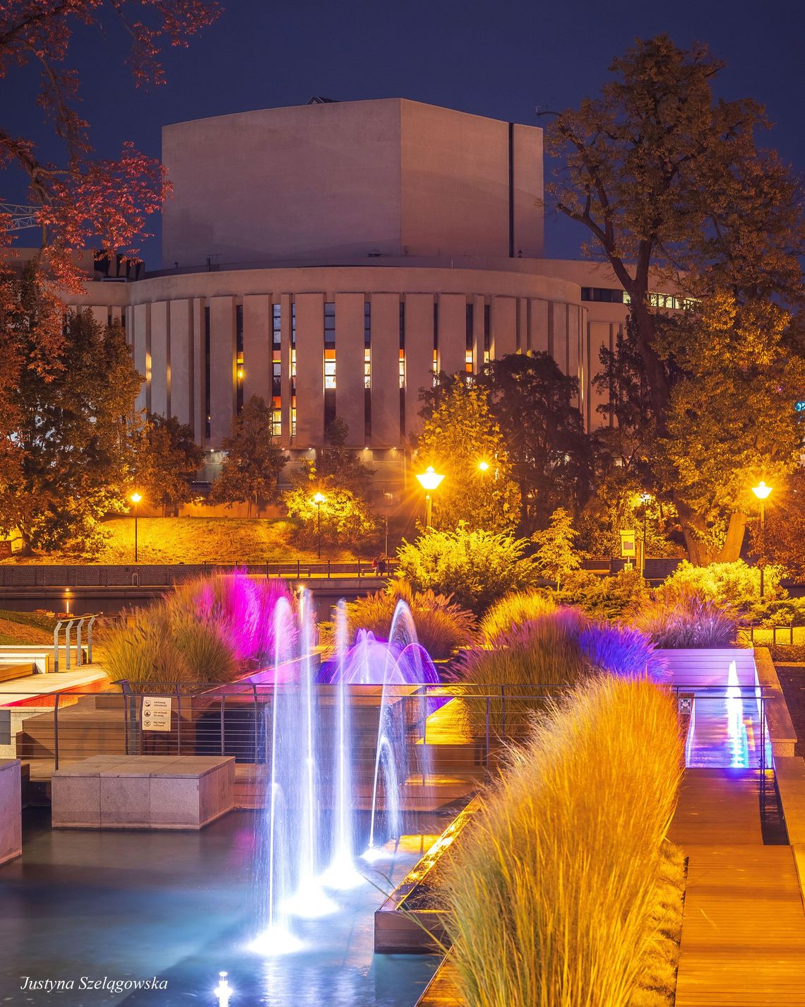 Wystawa Justyny Szelągowskiej  pt.: "światłoCZUŁA BYDGOSZCZ"