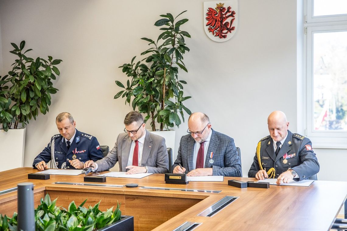 Wzmacniane bezpieczeństwo regionu