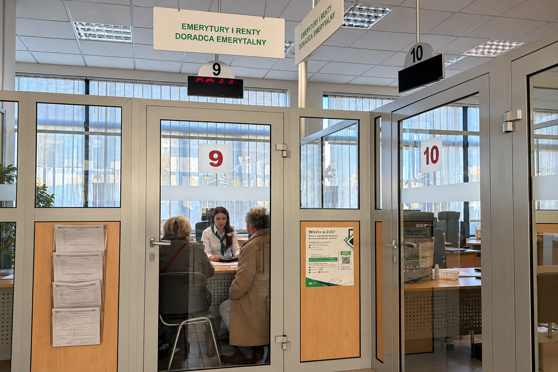ZUS Bydgoszcz: Zanim złożysz wniosek o emeryturę, porozmawiaj z doradcą